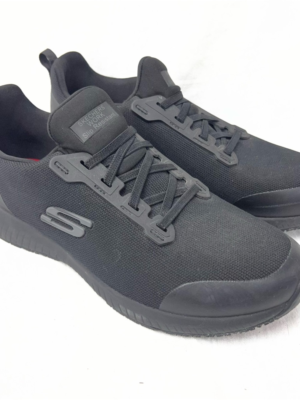 EUC SKECHERS Slip-Resistant 9.5 Memory Foam Work Shoes